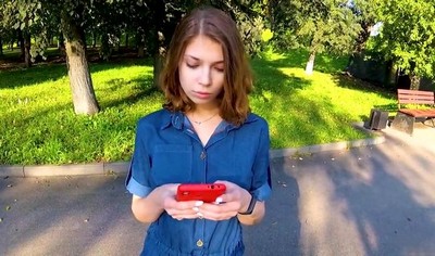 Русская девушка попала в руки пикапера и снимается в домашнем взрослом кино.