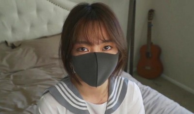 Молодая азиатка, пребывая в большом городе для учебы, решила снять комнату у взрослого мужчины.